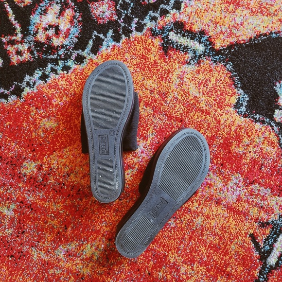 Brash black Platform Flop Sliders Sandals - Picture 4 of 5